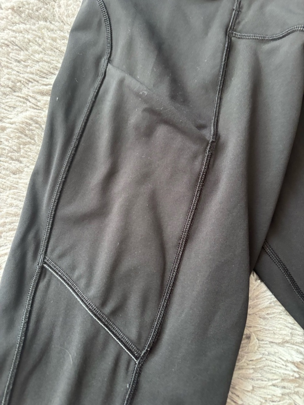 Lululemon Women Speed Up Tight
*Full-On Luxtreme 28" Leggings
Black Size 6 - Picture 3 of 9